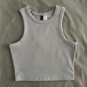 H&M Beige Gray Ribbed Crop Top